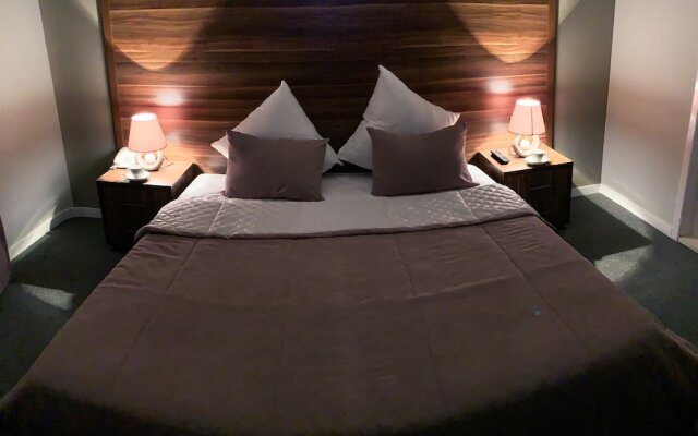 Four Boutique Hotel