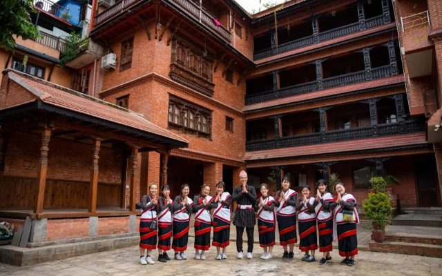 Nag Pukhu Guest House