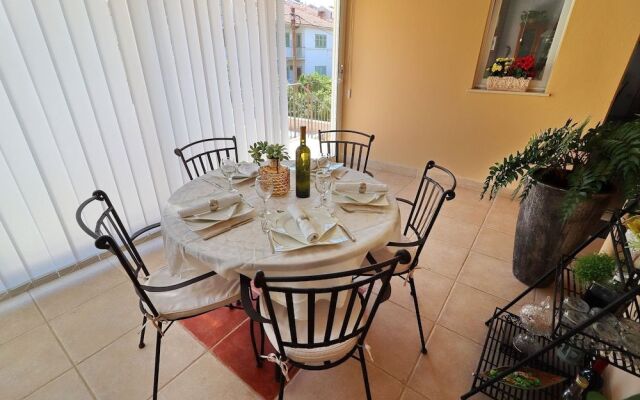 Sunshine Apartment Doda