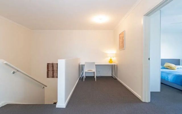 Unwind Adelaide City Condo