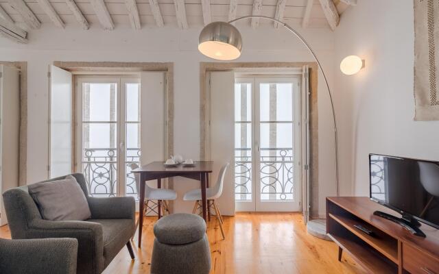 Youropo - The Tower 7F