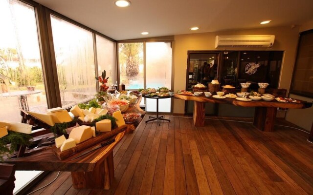 Nachsholim Holiday Village Hotel