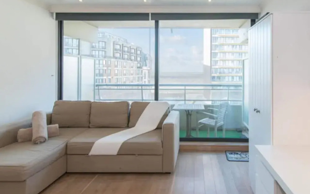 Relaxing Apartment With Bicycle Shade