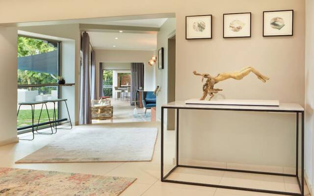 The Cliffside Boutique Getaway
