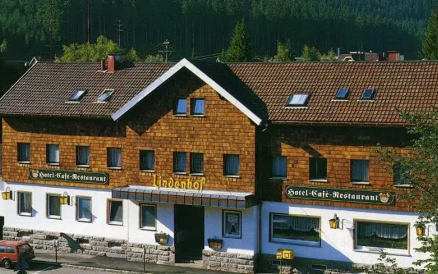 Hotel Café Restaurant Lindenhof