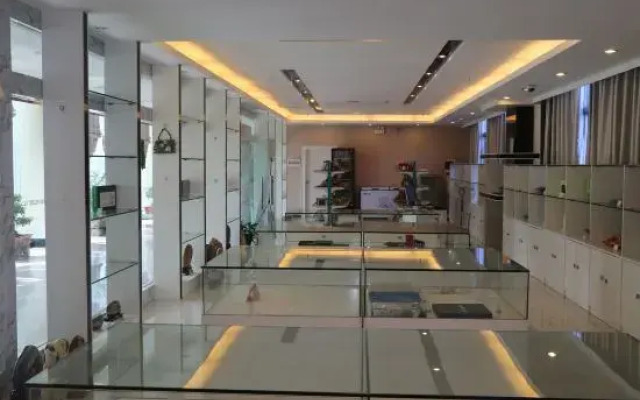 Longquan Hotel