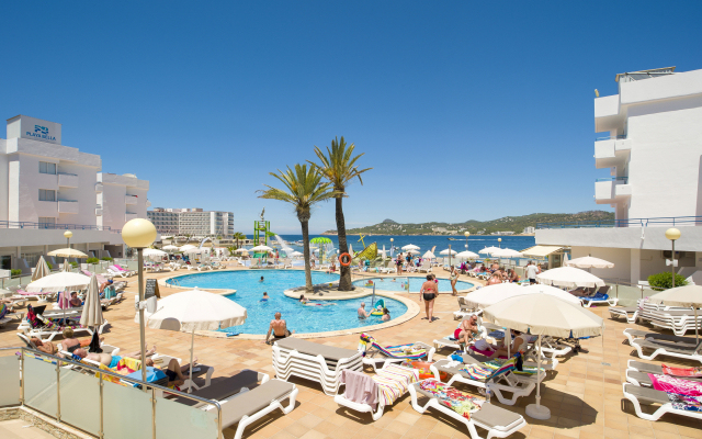 Playa Bella Beach Apartments