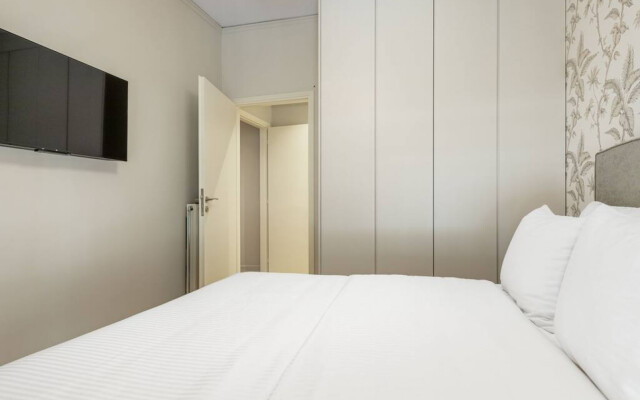 1A · Beautiful Apartment with Stylish Interior