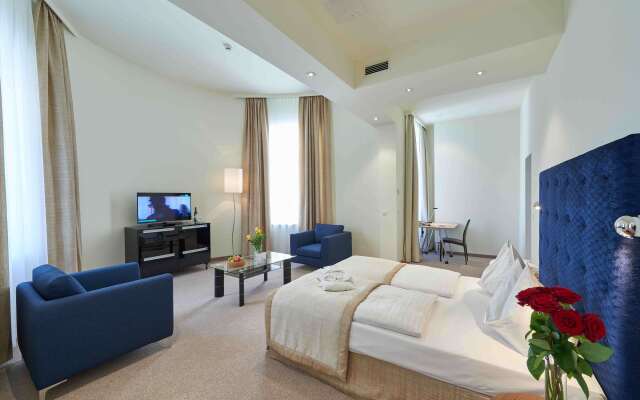 HiLight Suites Hotel