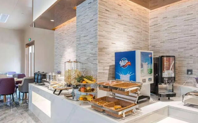 Lavande Hotel Xiamen Airport Wuyuanwan Metro Station