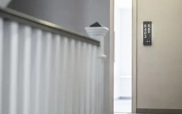 Xiyin Coffee Hotel (Baoshan High-speed Railway Station)