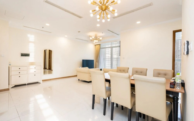 Landmark Plus Luxury - Vinhome Central