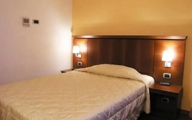 Dado Hotel International