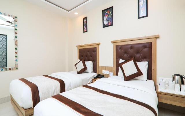 Hotel Amar International