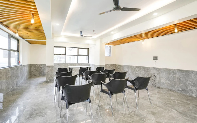 FabHotel Prestige Elite