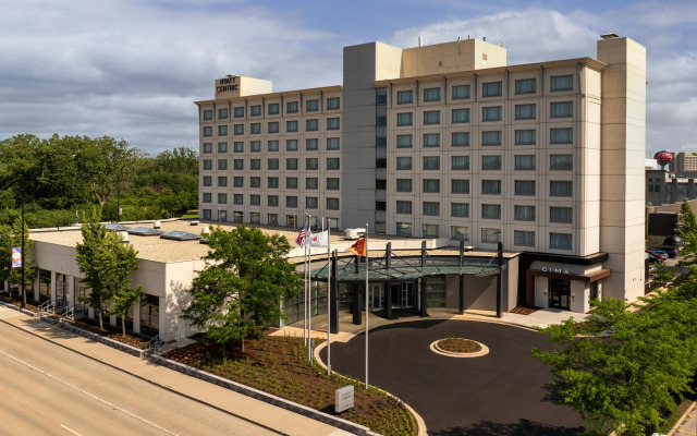 Hyatt Centric Chicago O'Hare