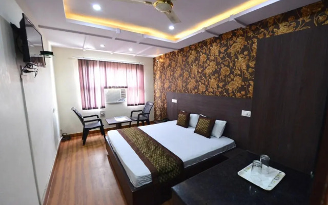 Hotel Mohit Palace