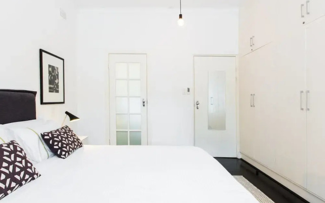 The Double Bay Executive Apartment