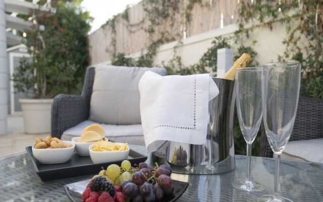 Charming Villa Close to the Beach - Beahost