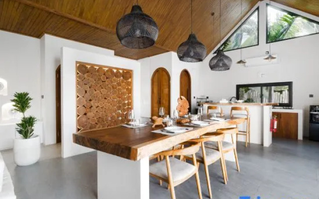 Villa Floravita by BaliSuperHost