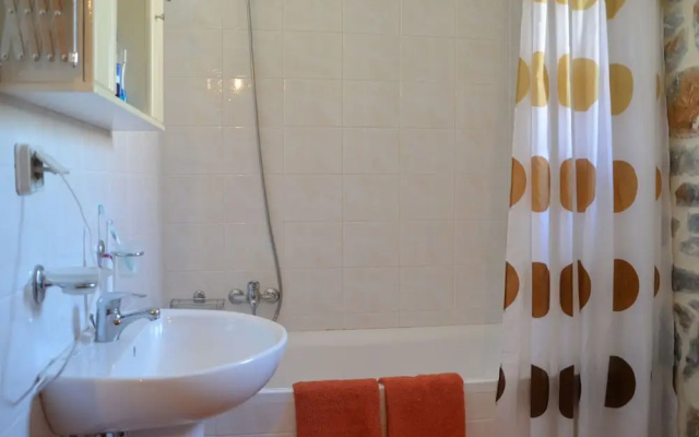 Charming Villa in Agia Paraskevi With Swimming Pool