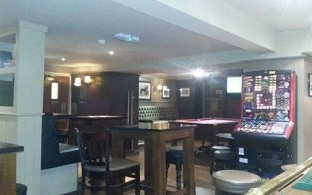 Holland Arms Hotel
