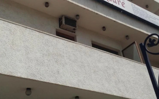 Hotel Ganga Azure