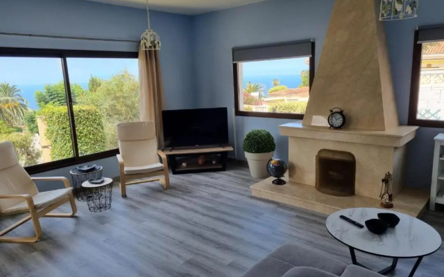 La Casa de Lucy & Karin