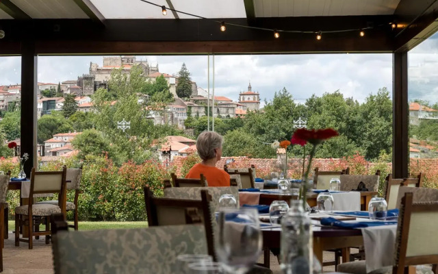 Parador De Tui