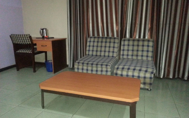 Global Summer Hotel