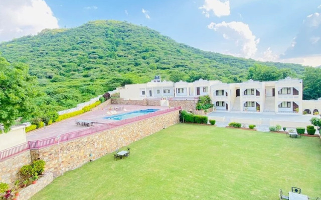 Hill Garden Resort