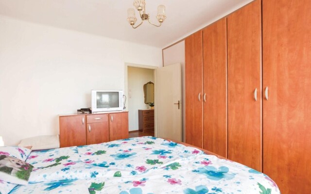 Beautiful Home in Lovran With Wifi and 2 Bedrooms