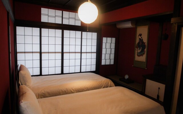 Kaga House