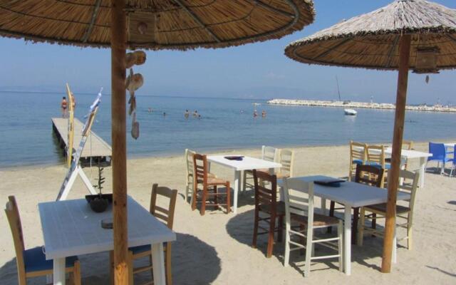 Maistrali Studios Apartments