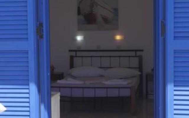 Paralia Rooms