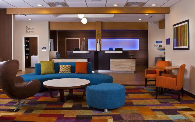 Fairfield Inn & Suites by Marriott Houston Hobby Airport.