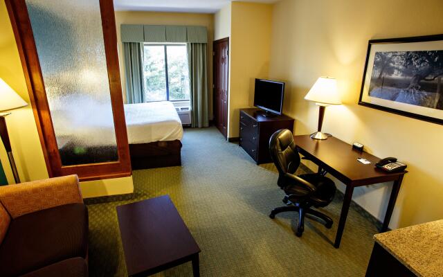Holiday Inn Express Hotel & Suites Harrisburg West by IHG