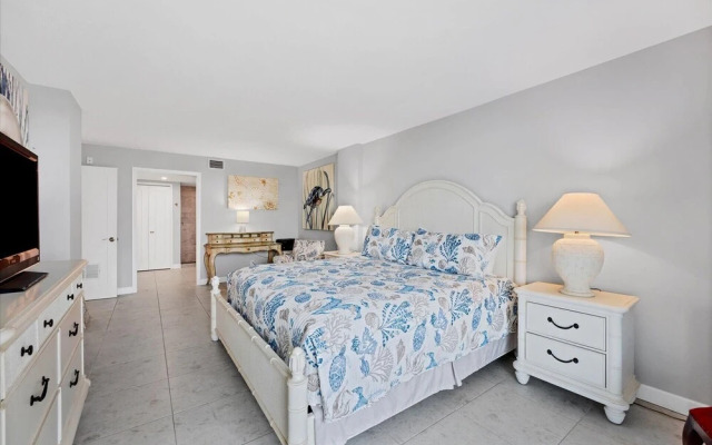 6415 Midnight Pass Road Unit 805