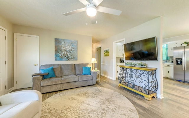 Charming Jonesville Home w/ Grill - Near Wineries!