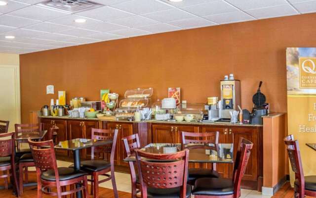 Quality Inn Waterbury East