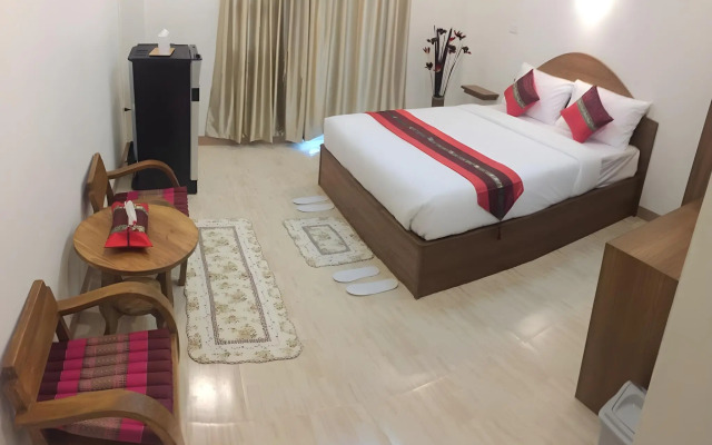 Maesot Siri Hotel