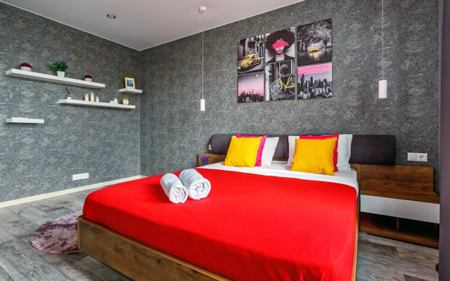 MaxRealty24 on Novotushinskaya street 1