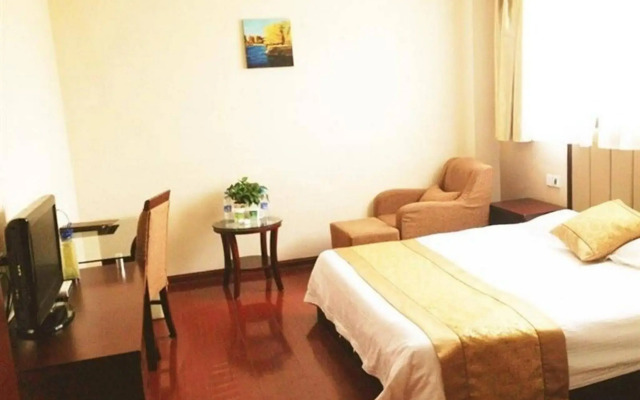 GreenTree Inn Yancheng Station Hotel