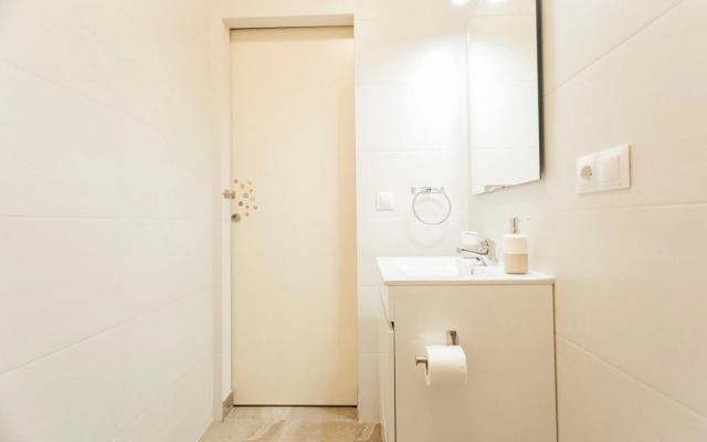 Minty Stay - 3BD Alcazar