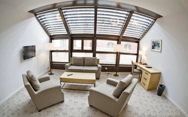 Great Polonia The Granary La Suite Hotel
