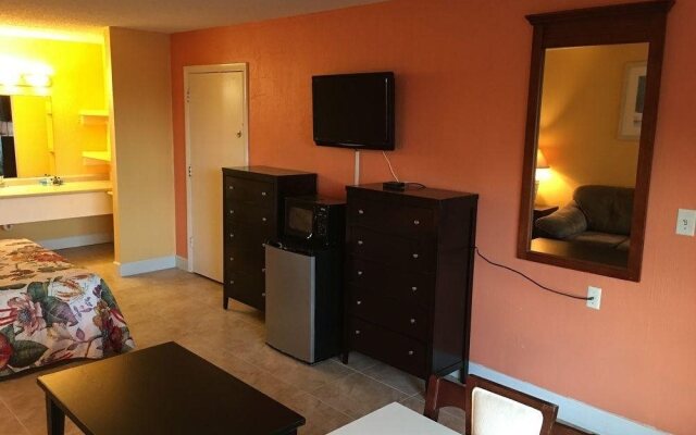 Tropical Inn Palm Bay