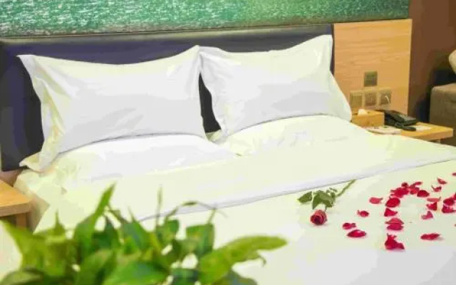 Towo Shangpin Hotel (Hanzhong Shaanxi University of Technology)