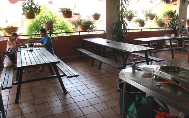 Chilli's Backpackers - Hostel