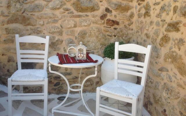 The Aegean blue country house Old Milos