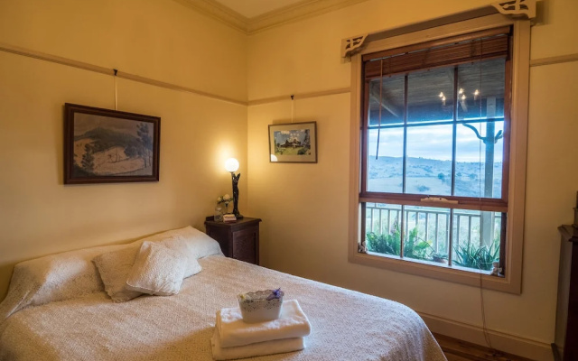 Inspiring Views B&B Artisan Homestead